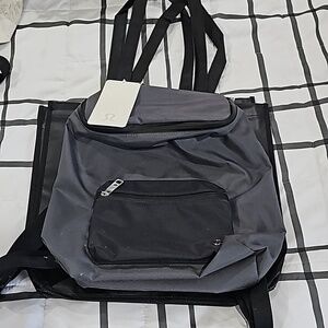 * NWT LULULEMON THE Fundamental Lightweight Travel Backpack